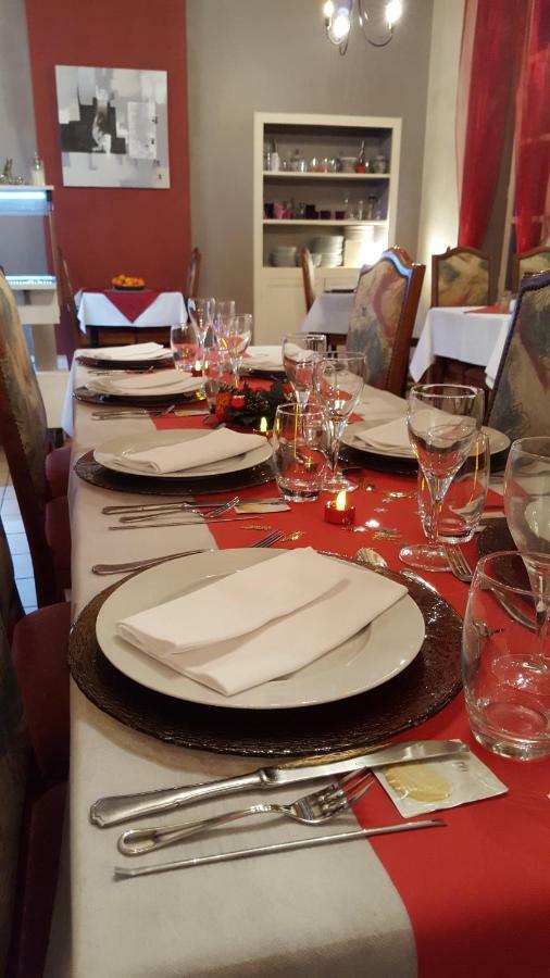 Le Relais De La Caleche 호텔 Saint-Denis-dʼAnjou 외부 사진