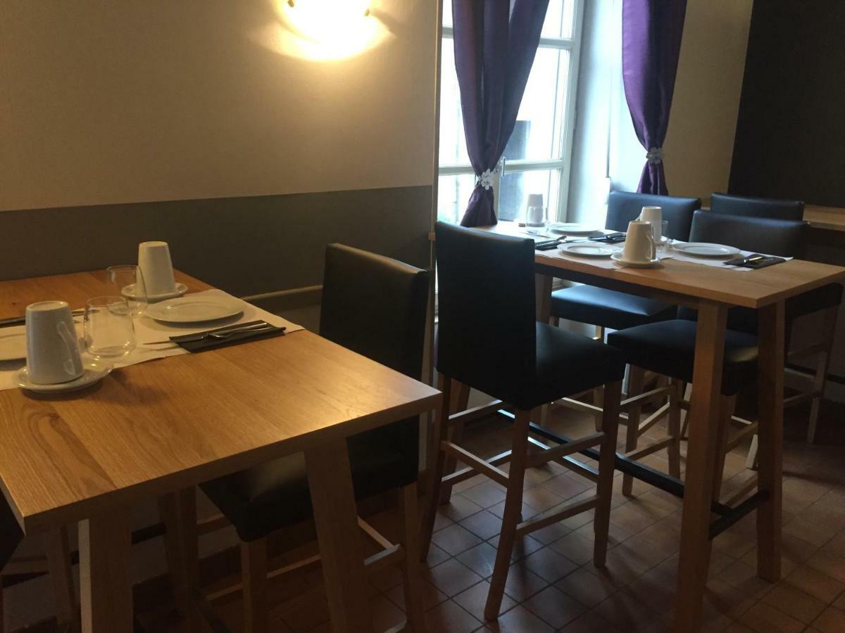 Le Relais De La Caleche 호텔 Saint-Denis-dʼAnjou 외부 사진